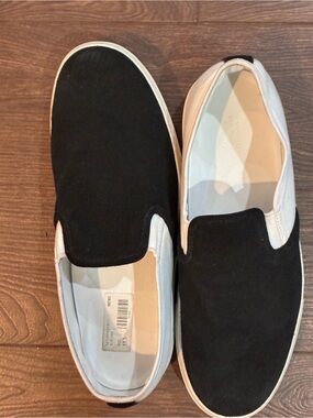Men's Black and White Slip-On Canvas Sneakers